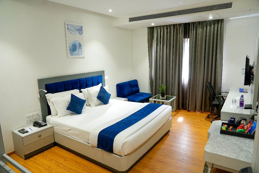 Kyriad Hotel Pimpri by OTHPL
