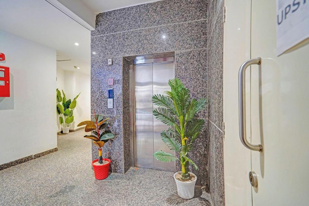 Hotel Pingla Residency