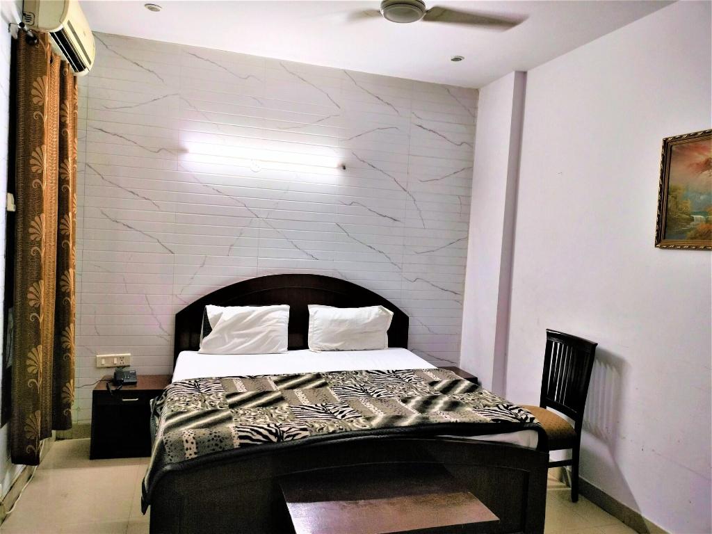 Hotel White Palace Nizamuddin Railway St