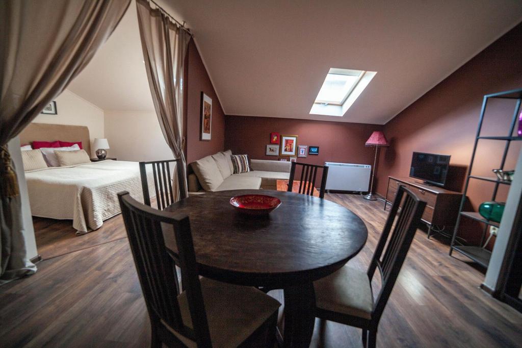 Lounge Apartments