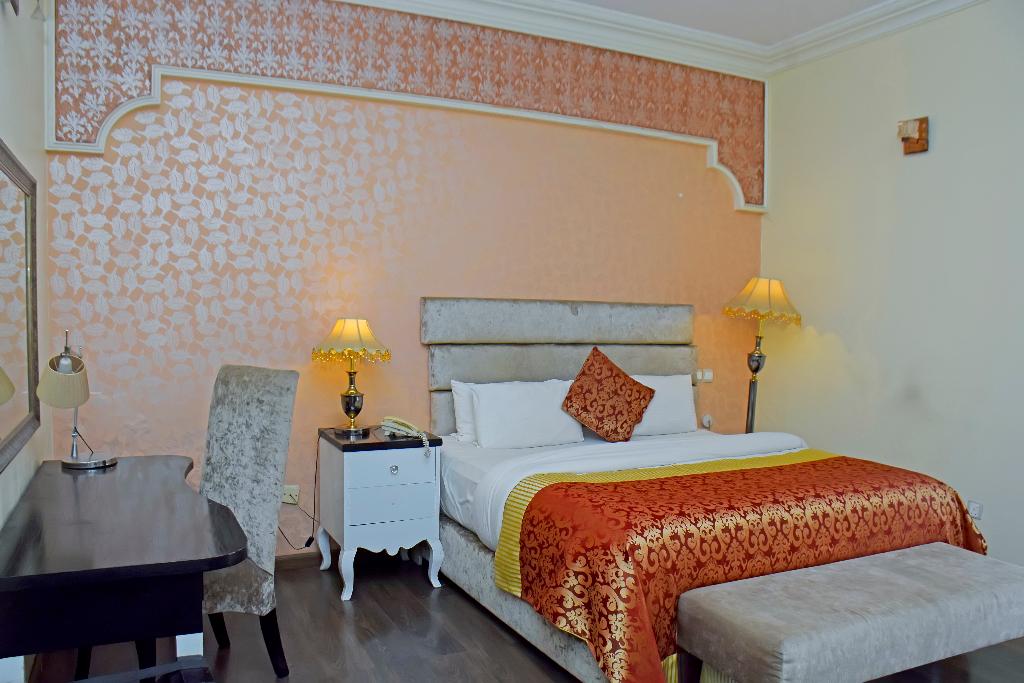 Sandralia Hotel Limited