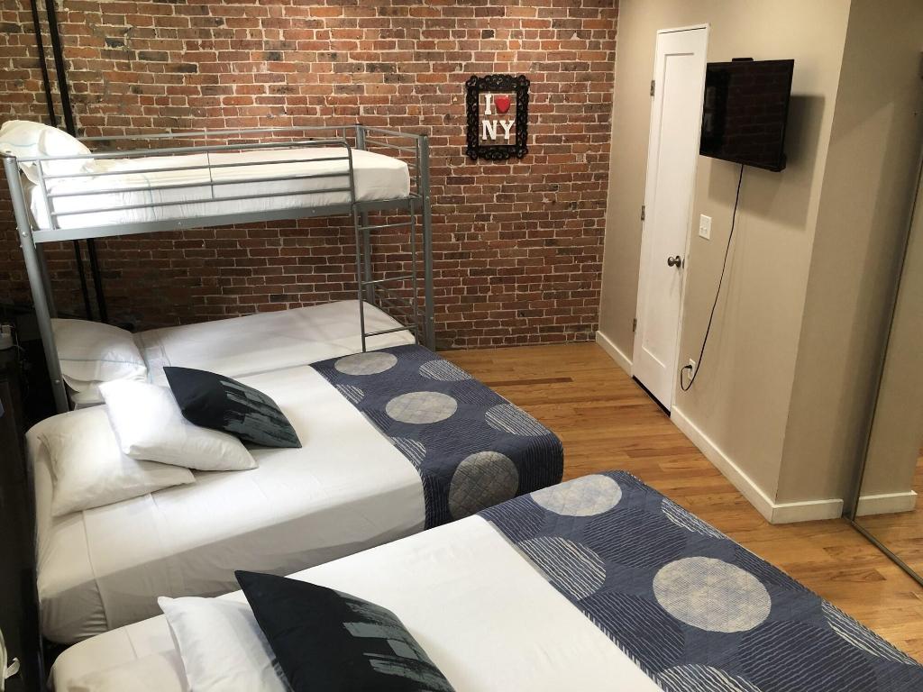 Studios Midtown Manhattan
