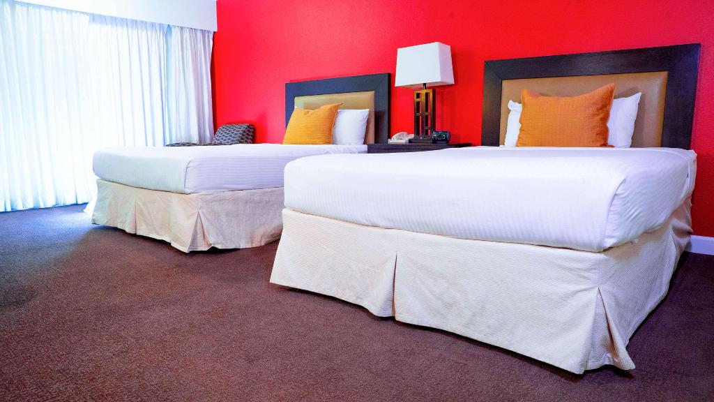 Motel 6 Anaheim Hills, CA
