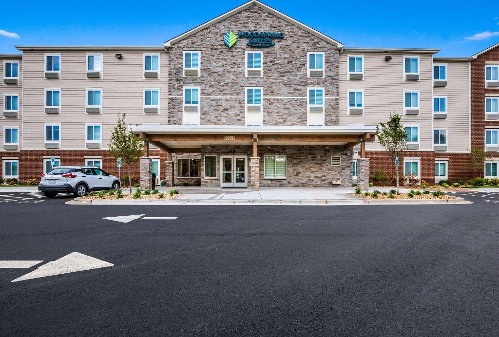 Woodspring Suites Elgin Chicago