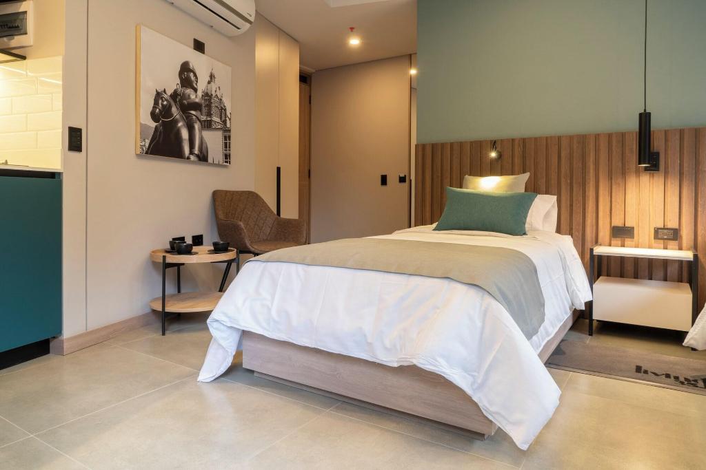 Hotel Living 35 Suites