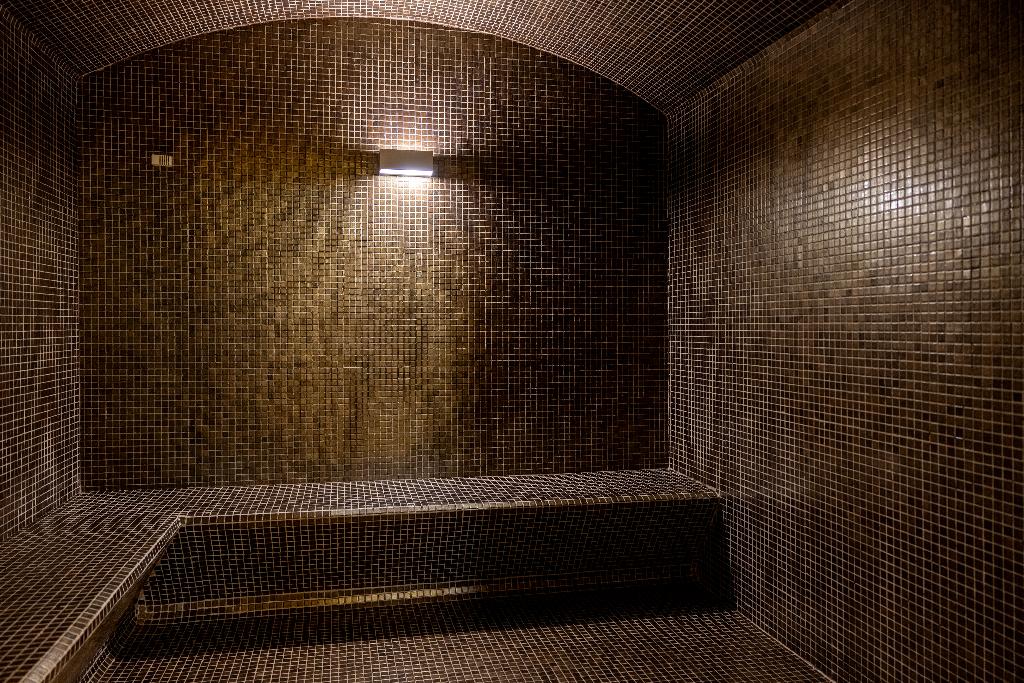 Imagem da galeria de Cenica Porto Hotel, Curio Collection By Hilton