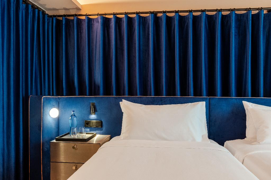 Imagem da galeria de Cenica Porto Hotel, Curio Collection By Hilton