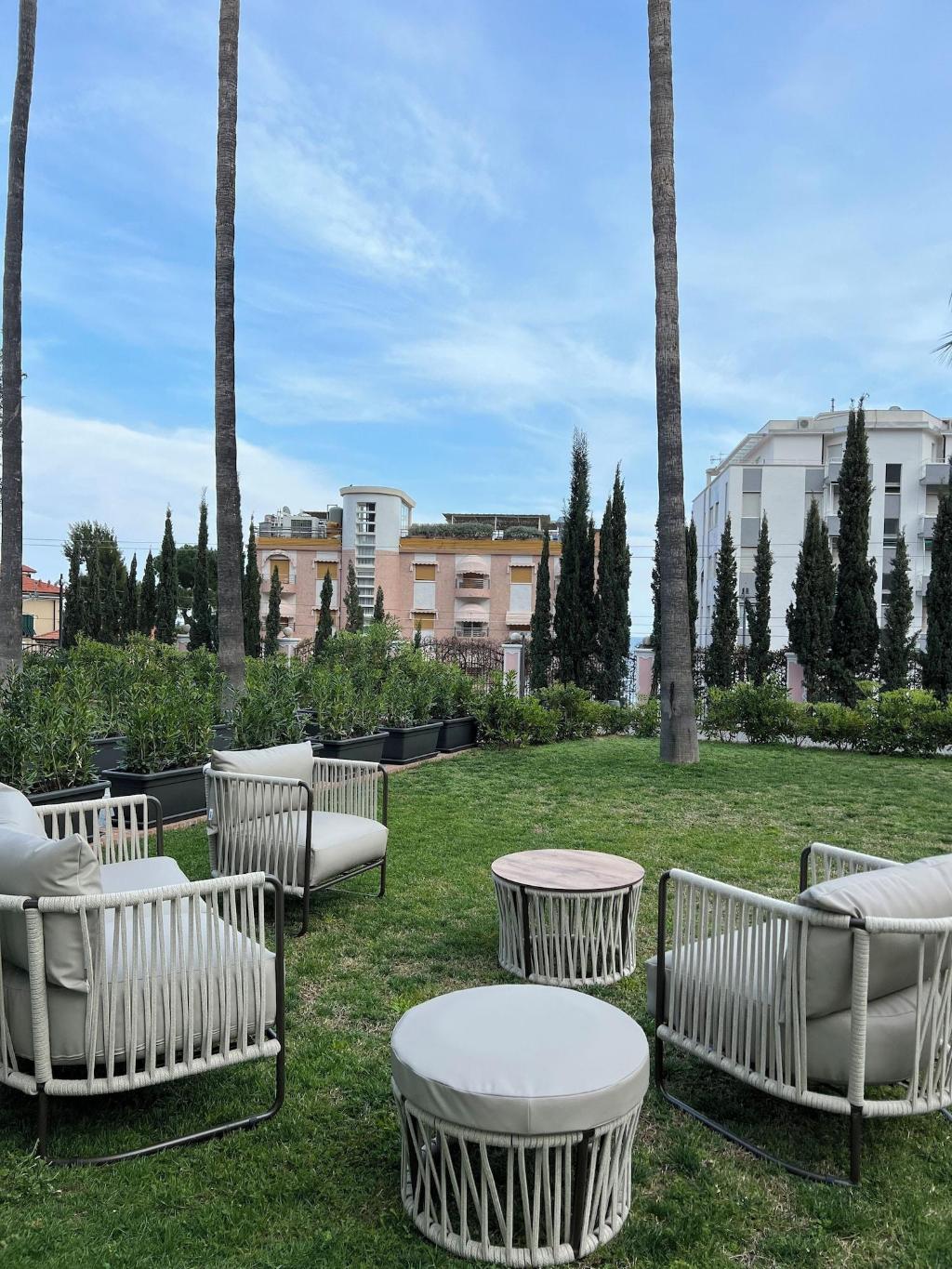 Alaxia Exclusive Apartments