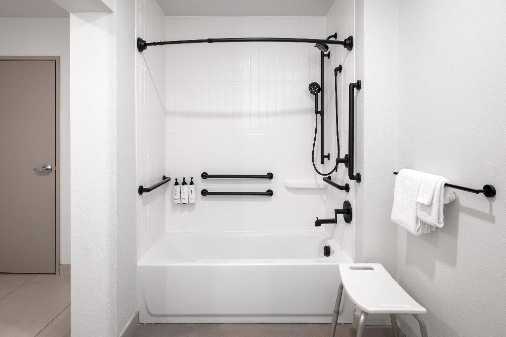 Atwell Suites Henderson At The Pass