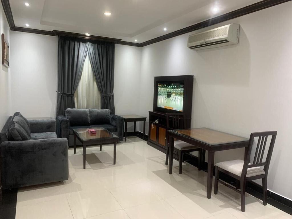 Deyala Hotel Suites