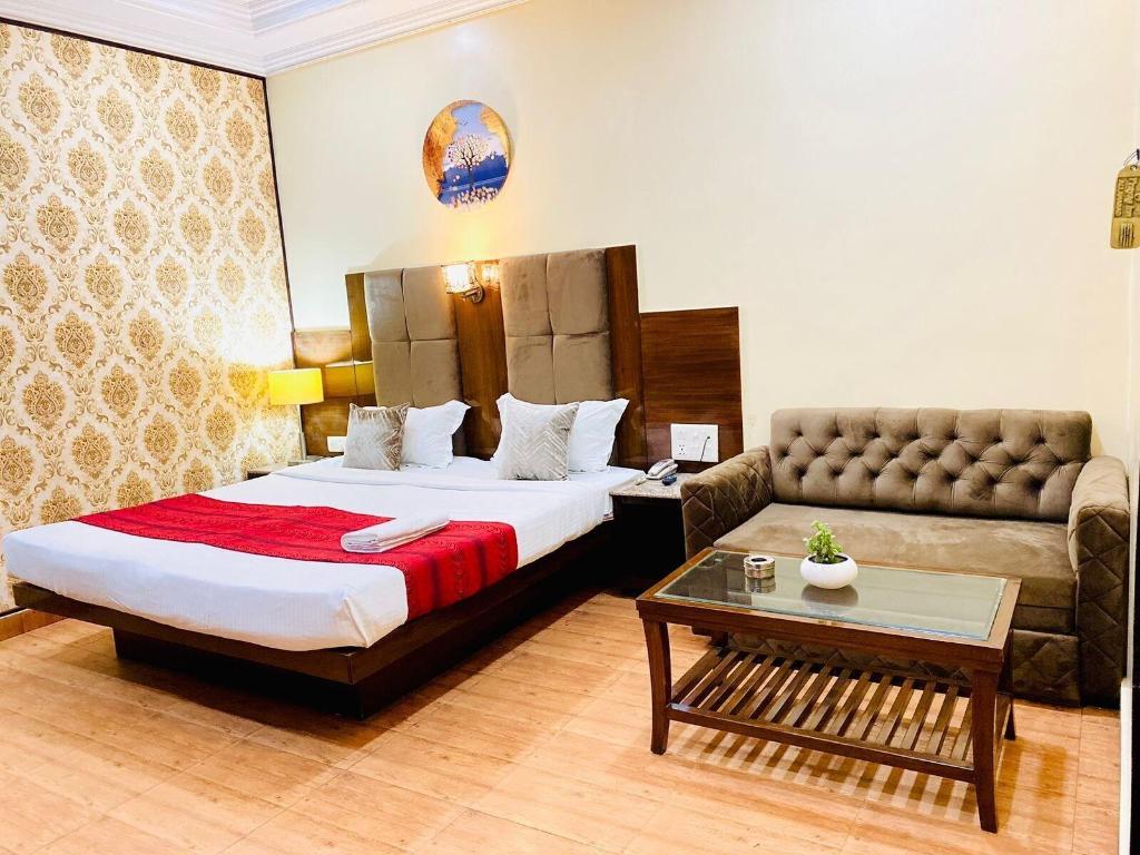 Prayag Inn