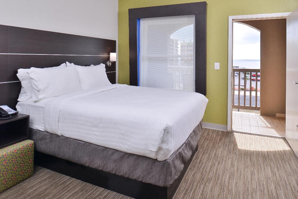Holiday Inn Express & Suites Corpus-N Padre Island