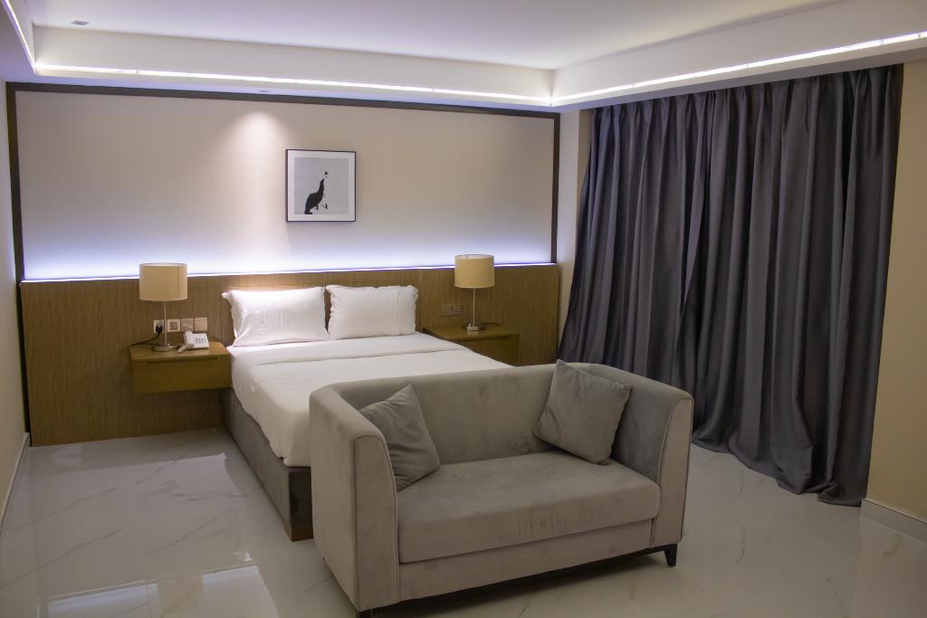 Airport Hotel