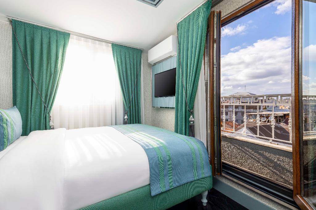 Santa Rio Gold Taxim Hotel