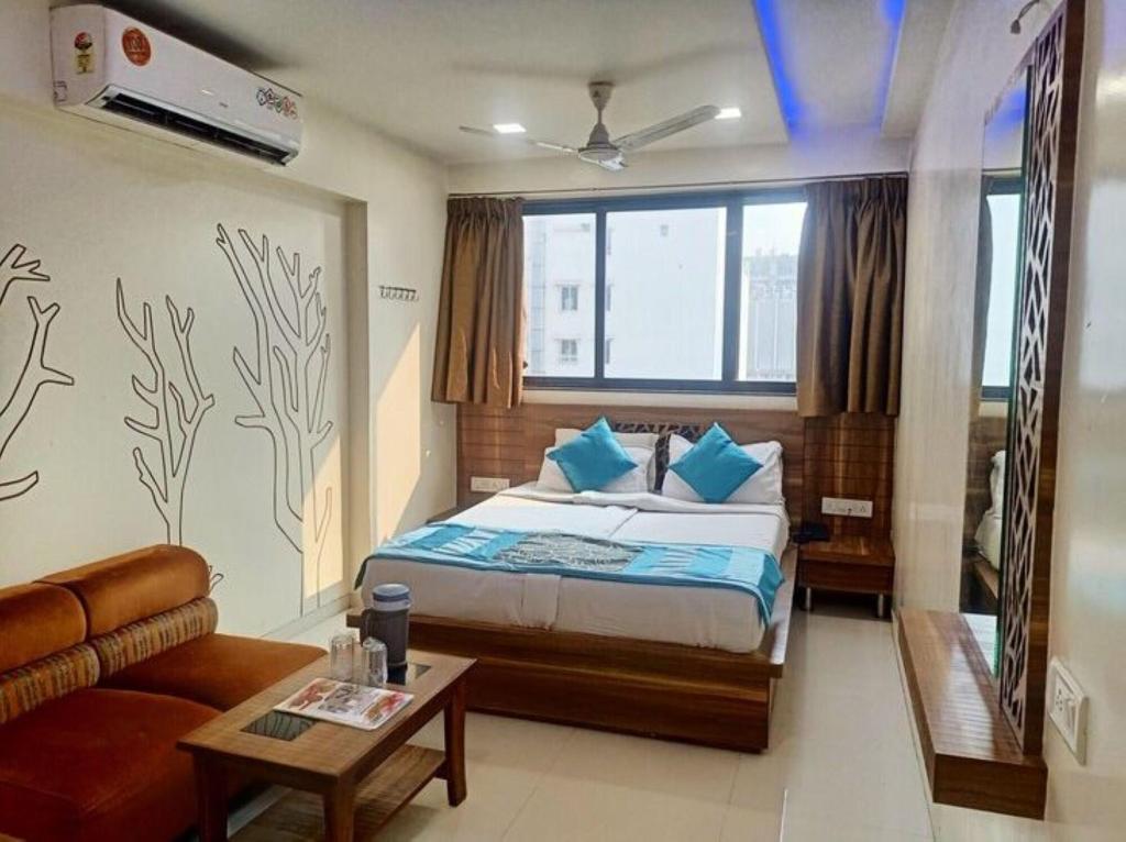 Hotel Citizen- Surat