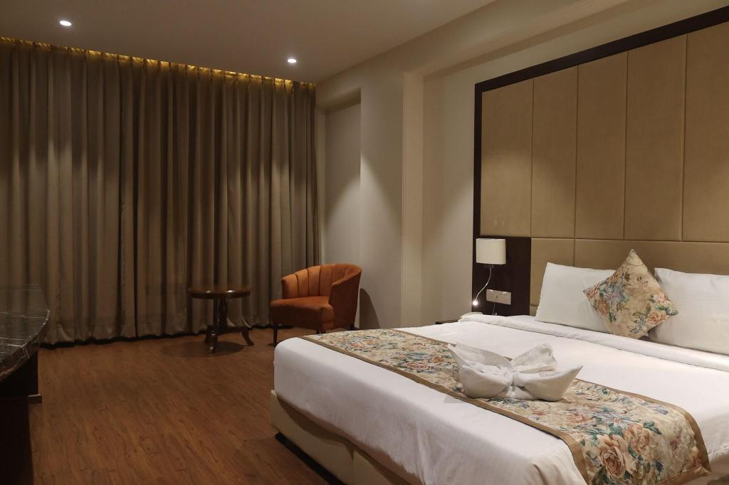 Pride Hotel Bhopal