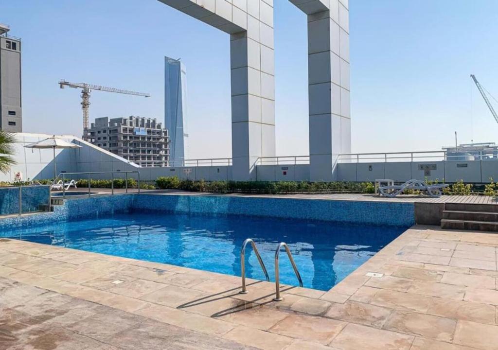 GCV2 - Pool