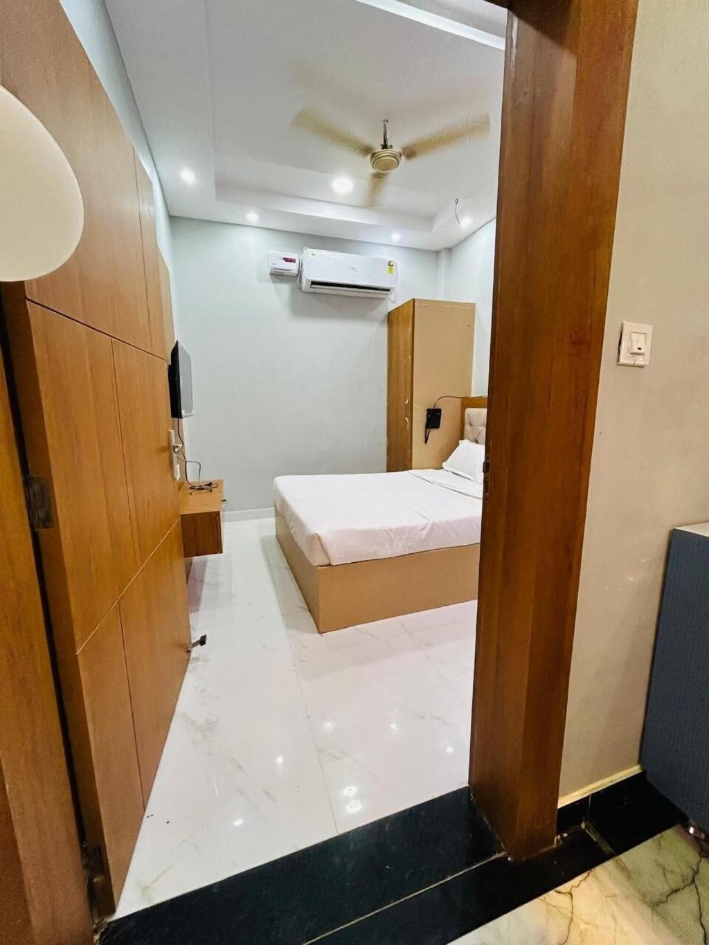 Hotel Tanya Palace