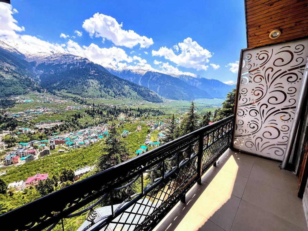 6th Element Cottages