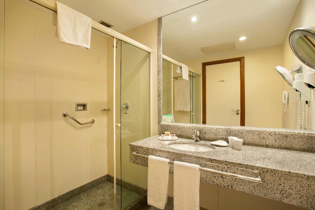 Windsor Asturias Hotel
