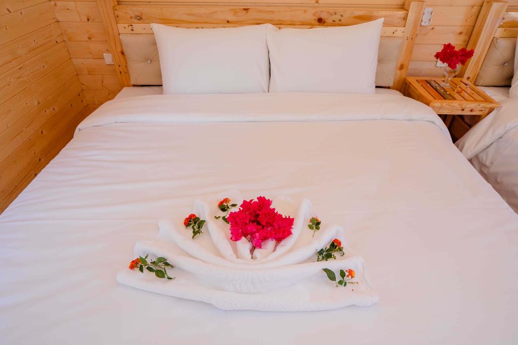 Bai Tu Long Mountain Resort
