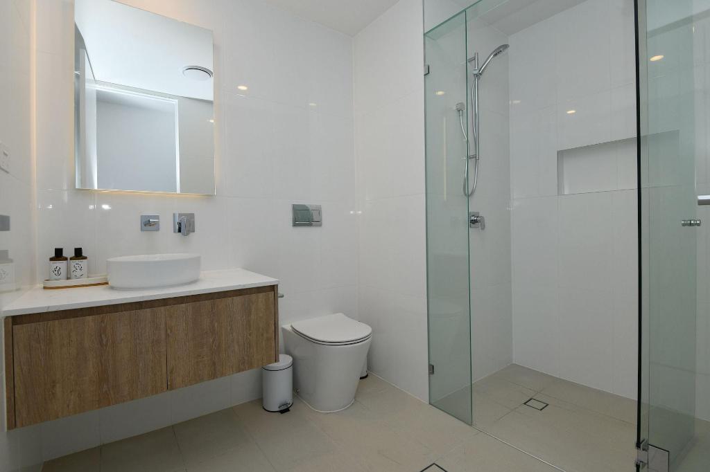 X Kirra Apartments