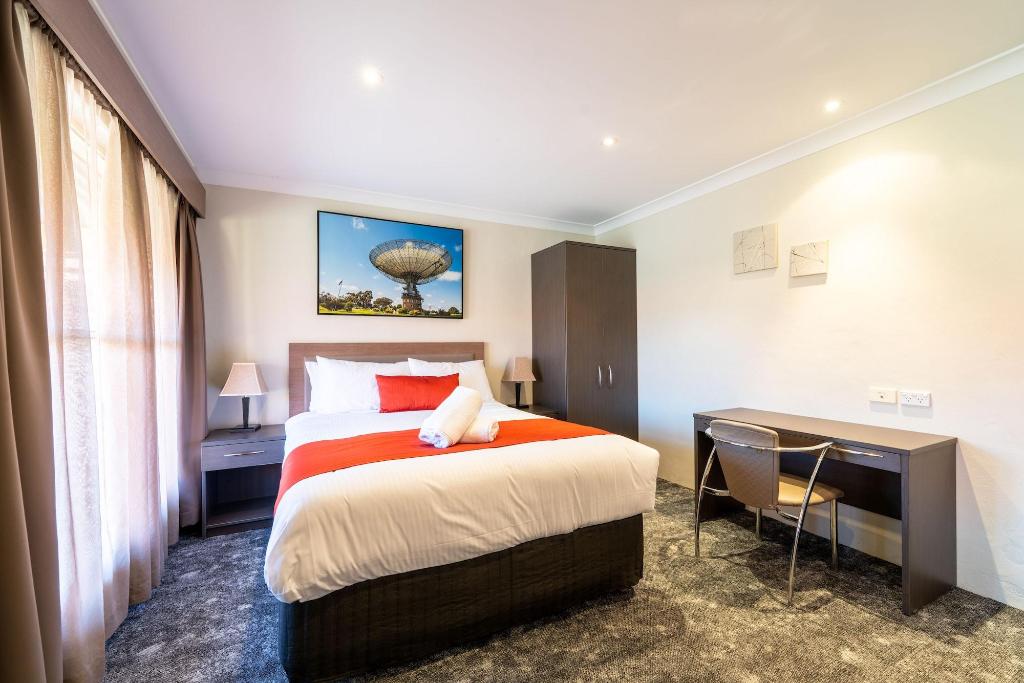 Parkes International Motor Inn
