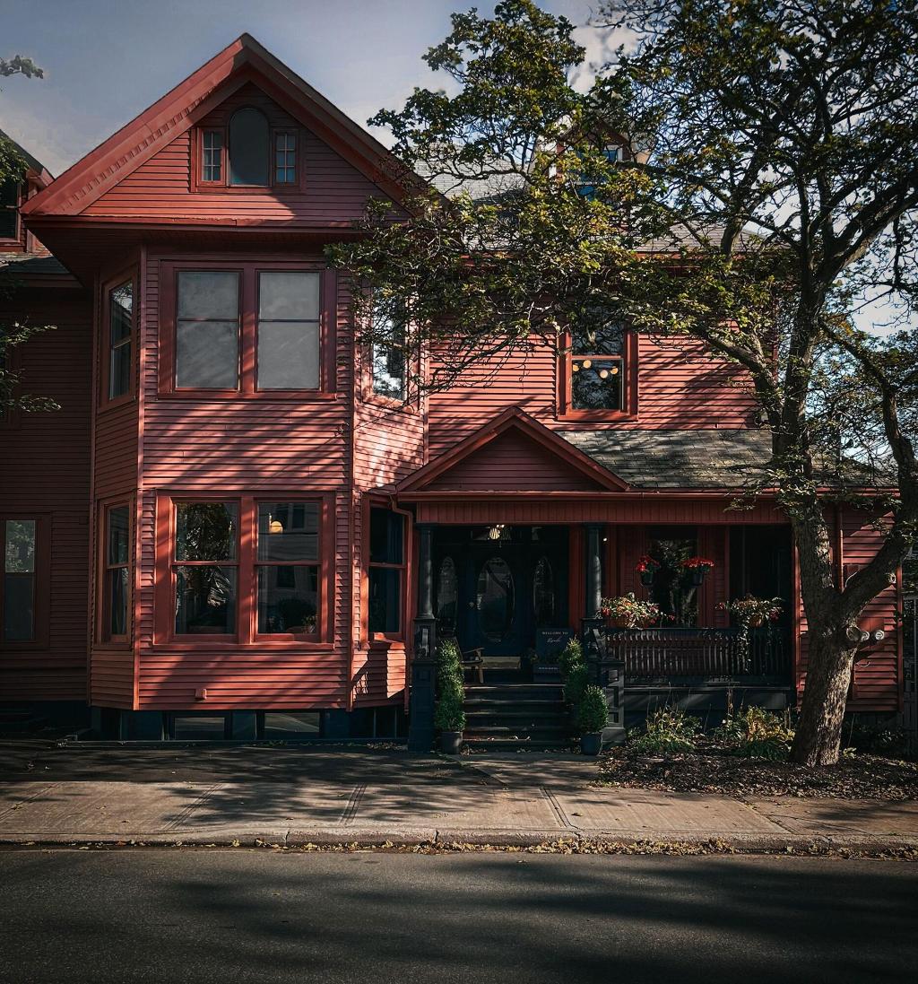 Dvele Inn