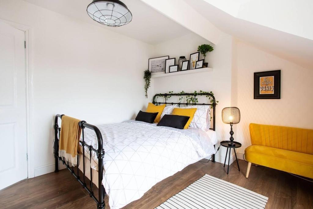 Luxurious 4 Bedroom Home On Trendy Ormeau Belfast
