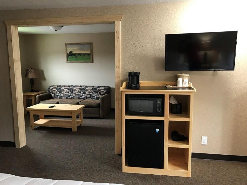 Woodside Dells Hotel Suites