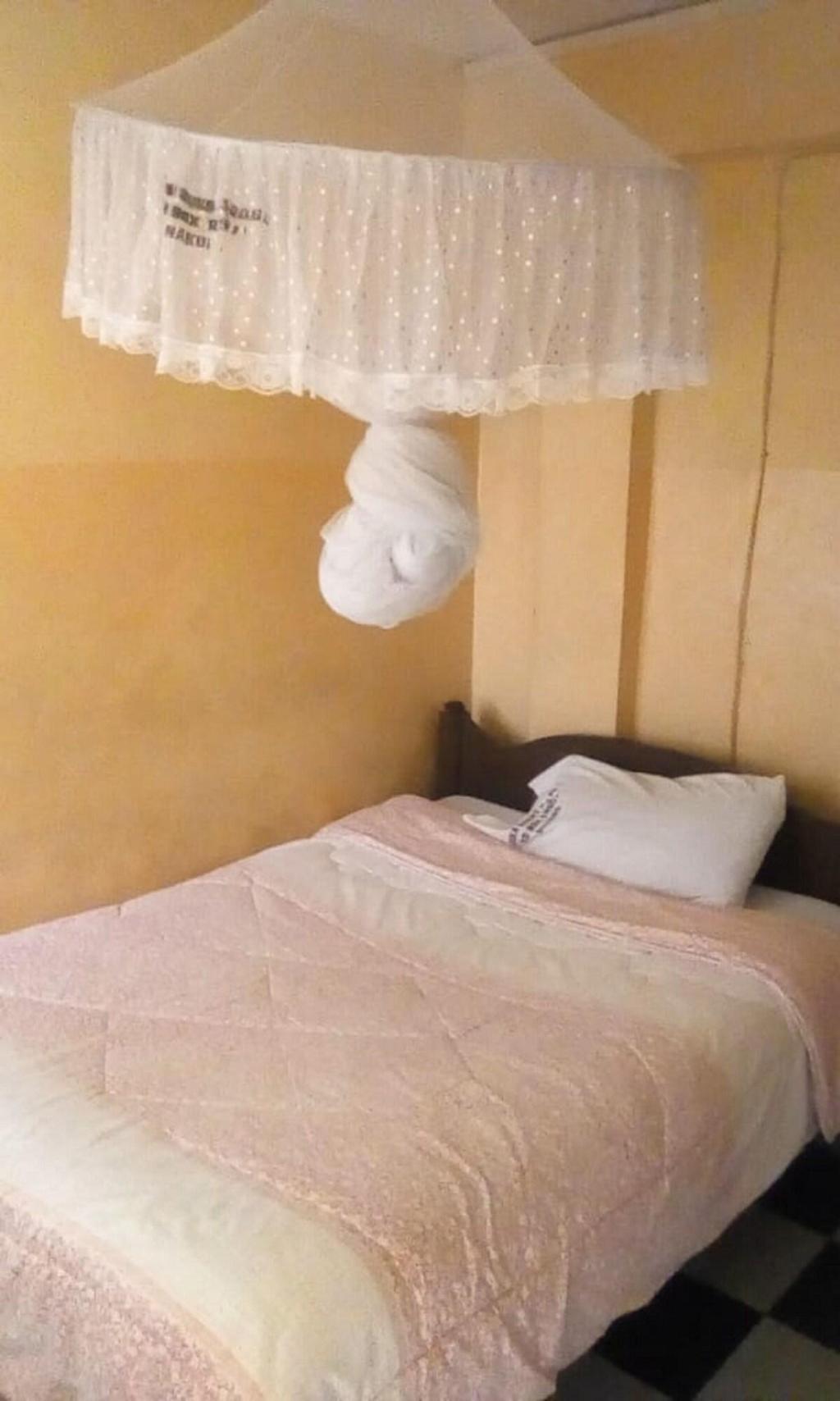 Loika Guest Lodge Nakuru