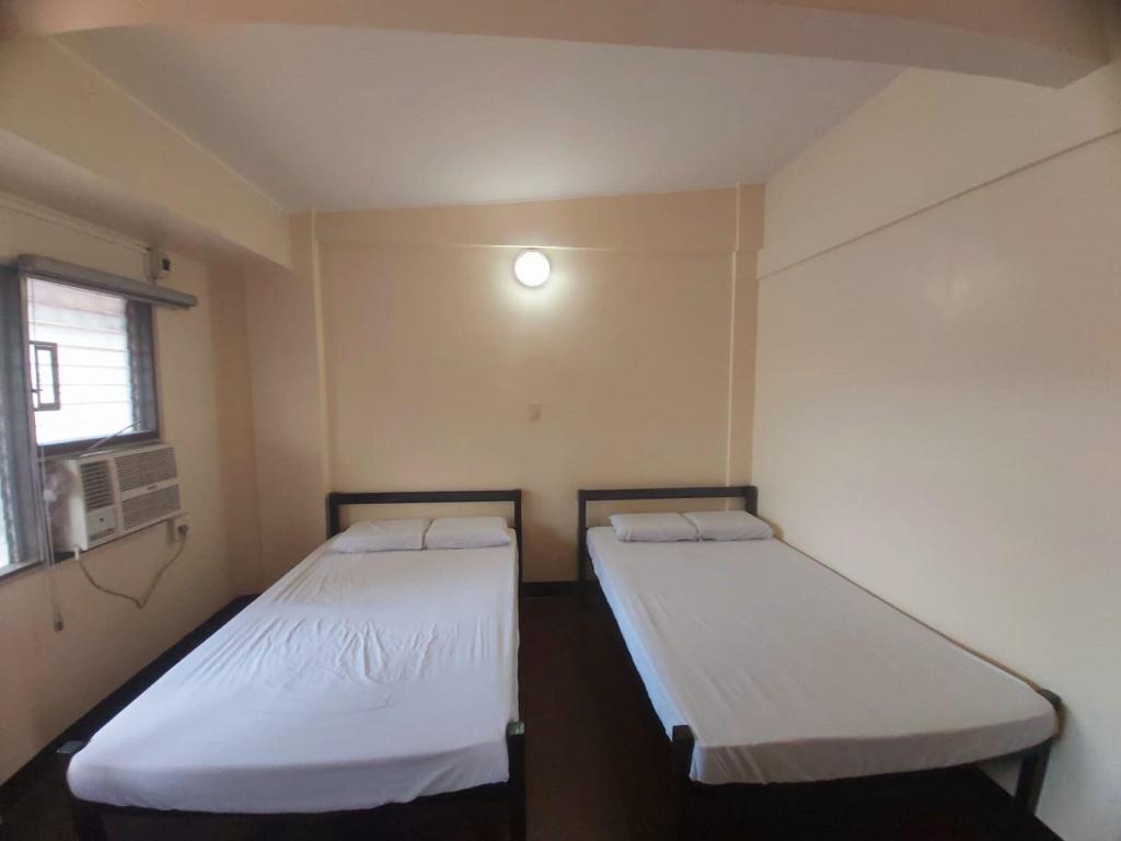 916 Angel S Boardrooms