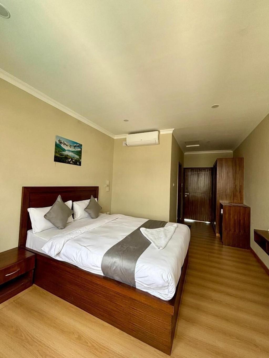 Hotel Gulmohar