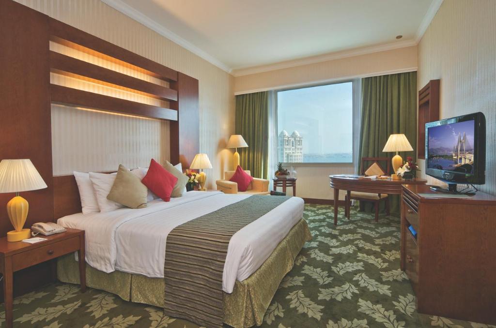 hotel-thumb