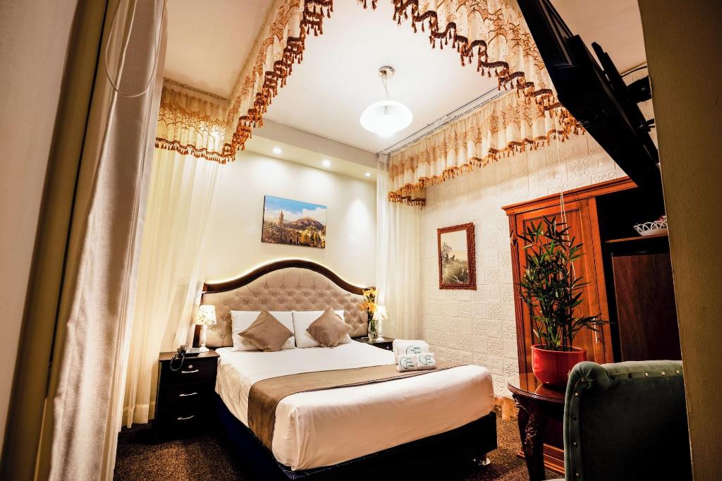 G Hotels Collect