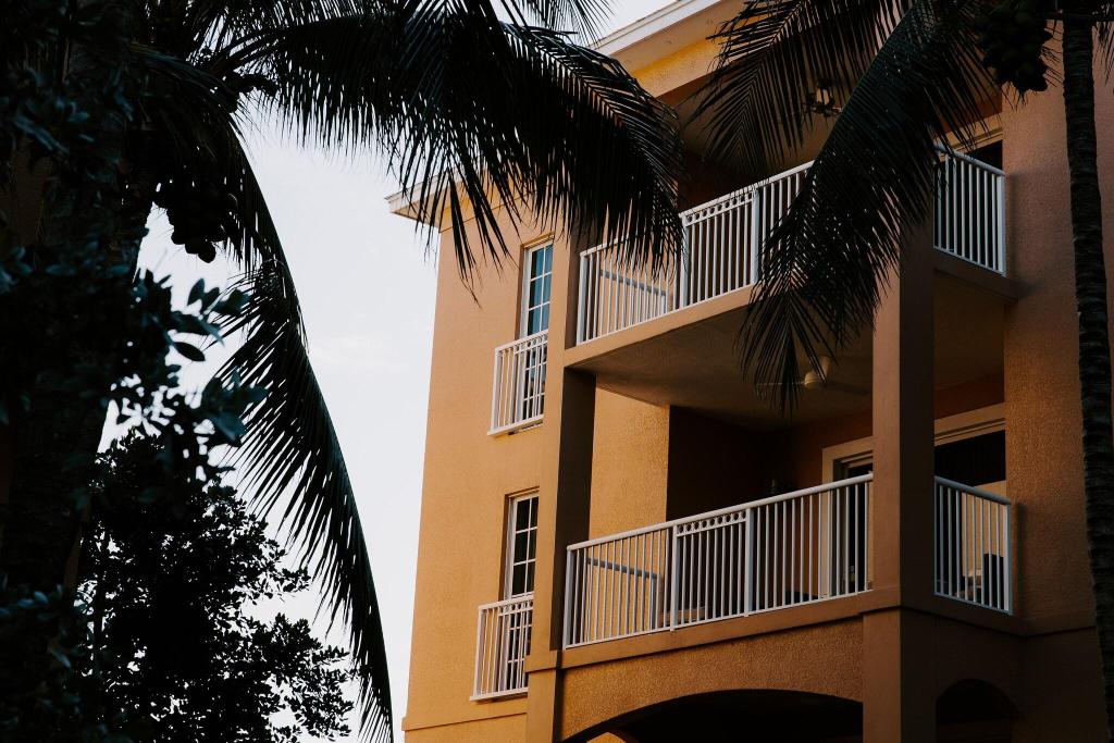 hotel-thumb