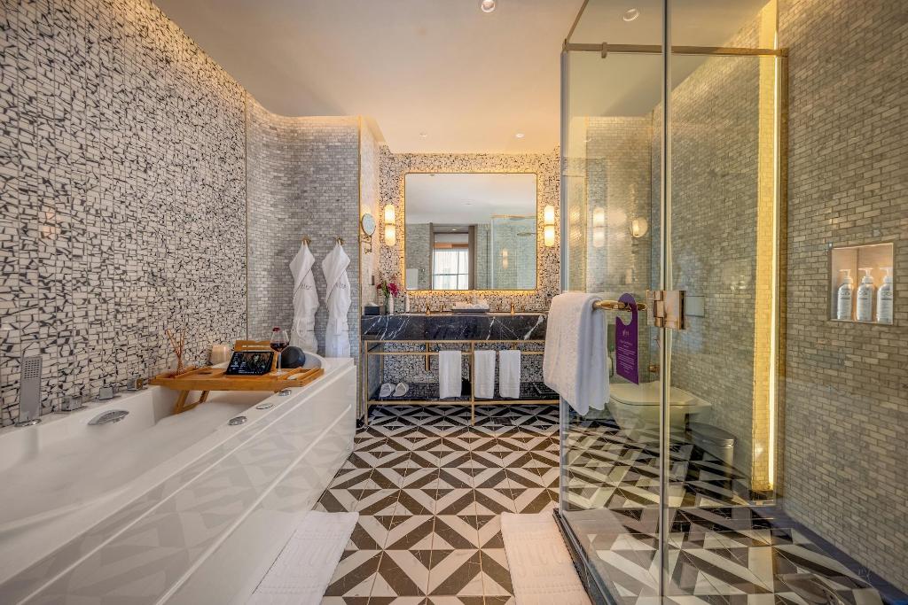 Glee Nairobi A Preferred Lvx Hotel