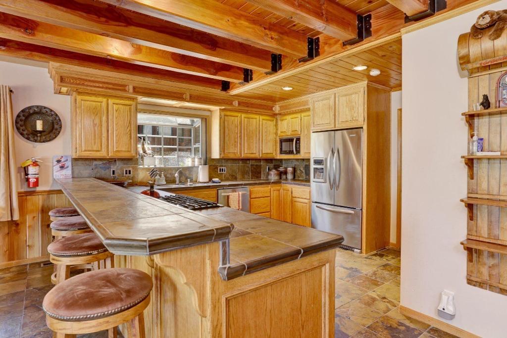 Lakefront Village Castle 2312