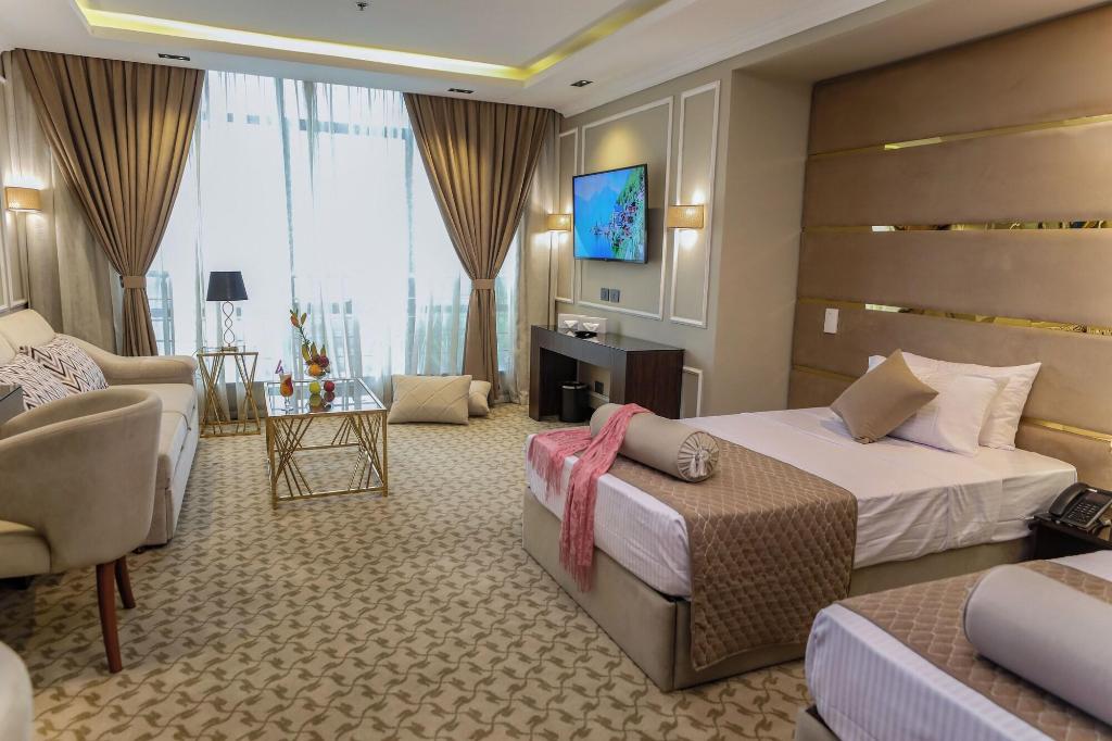Cairo Taj Mohandessn Hotels Suites