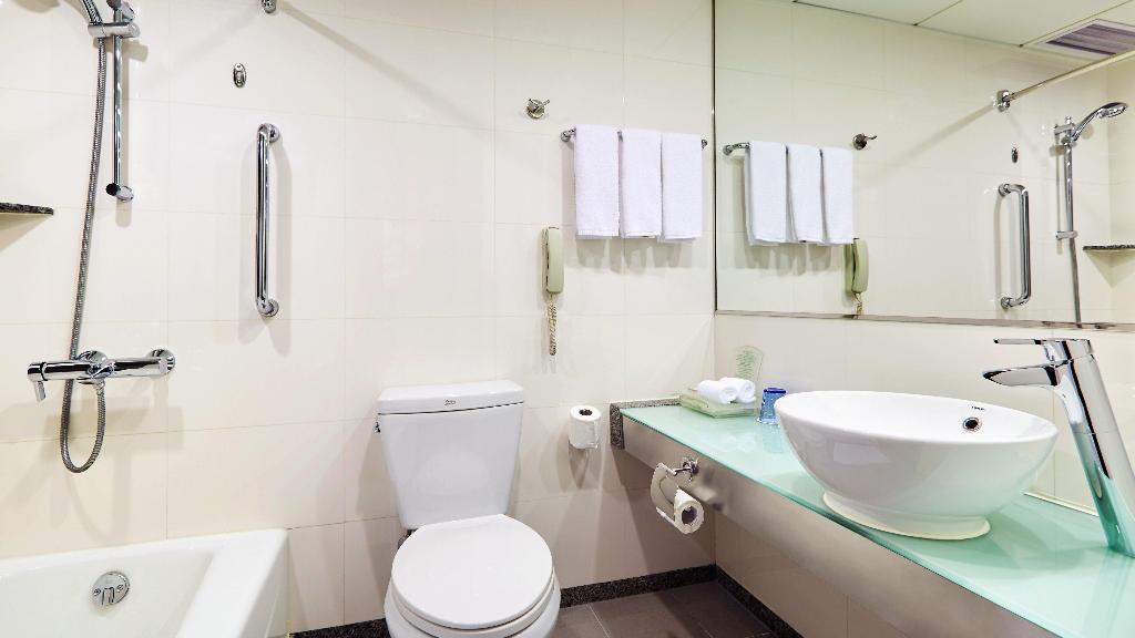 Holiday Inn Riverside Wuhan