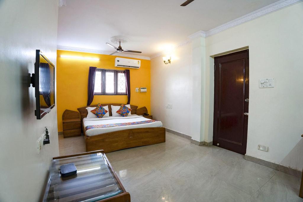 Fabhotel Home Tree Service Apartment T Nagar