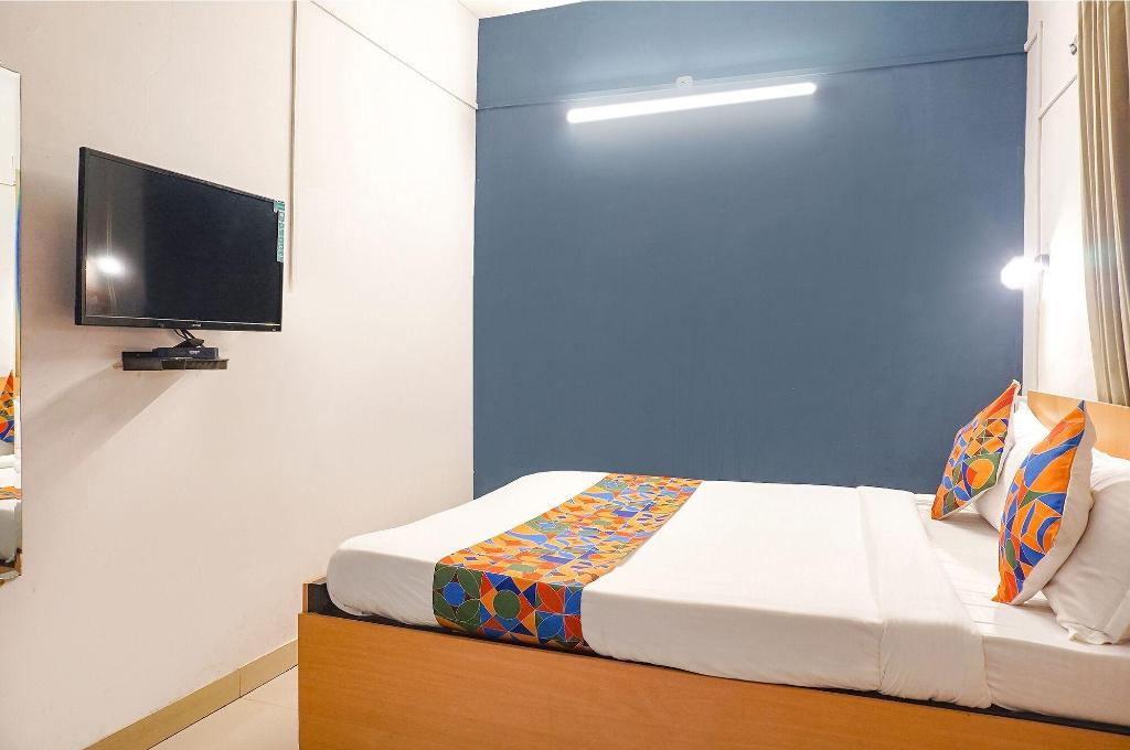 Fabhotel Silver Key I
