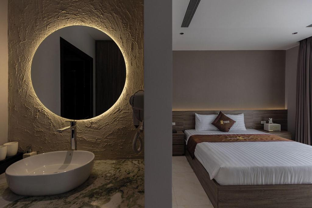 Luxhome Mekong Hotel