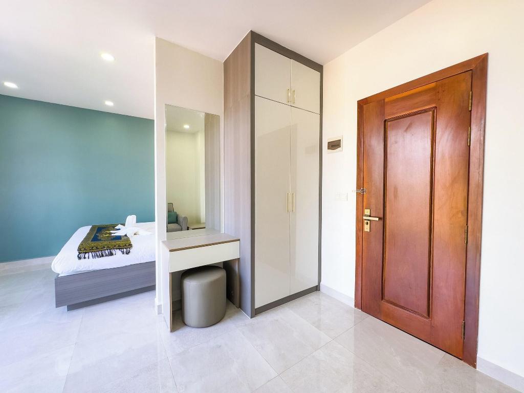 C Hotel
