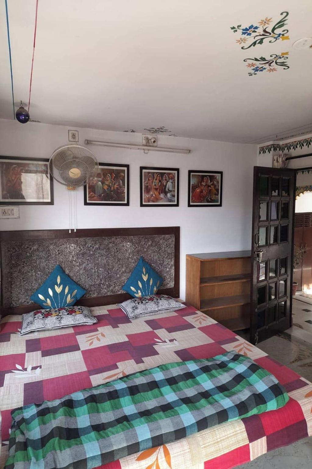 Nukkad Guest House