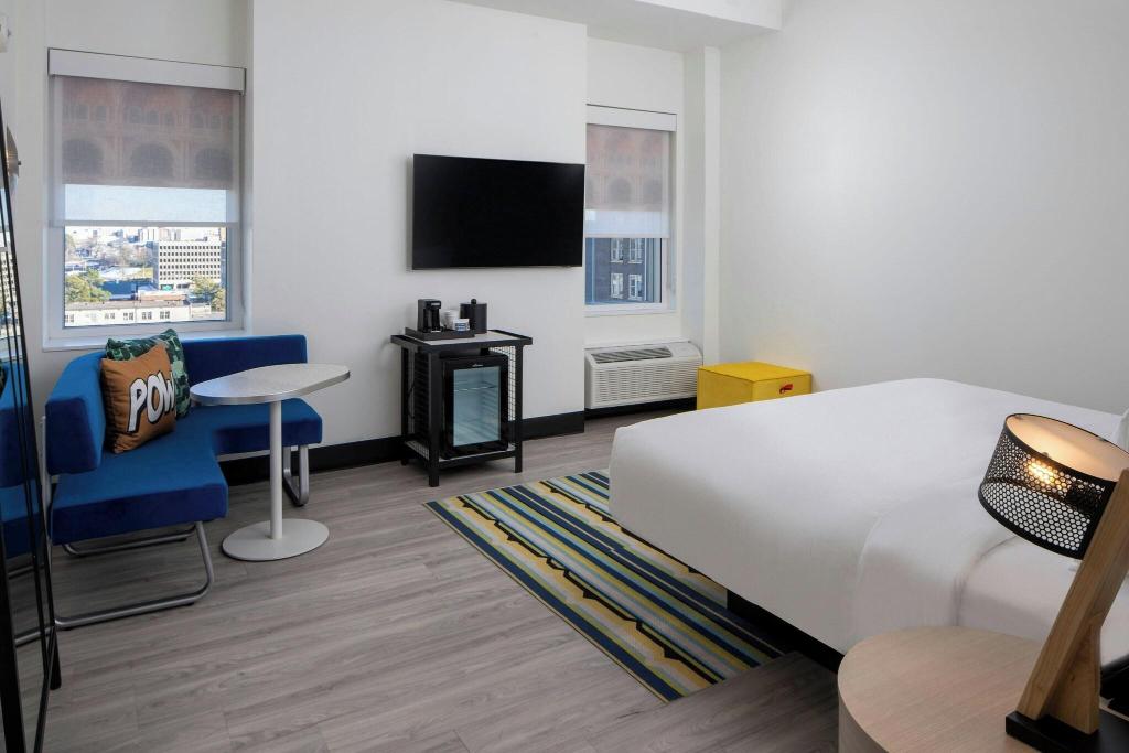 Aloft Memphis Downtown