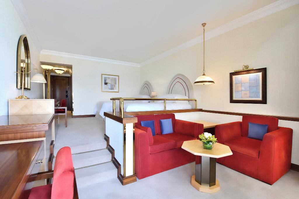 hotel-thumb