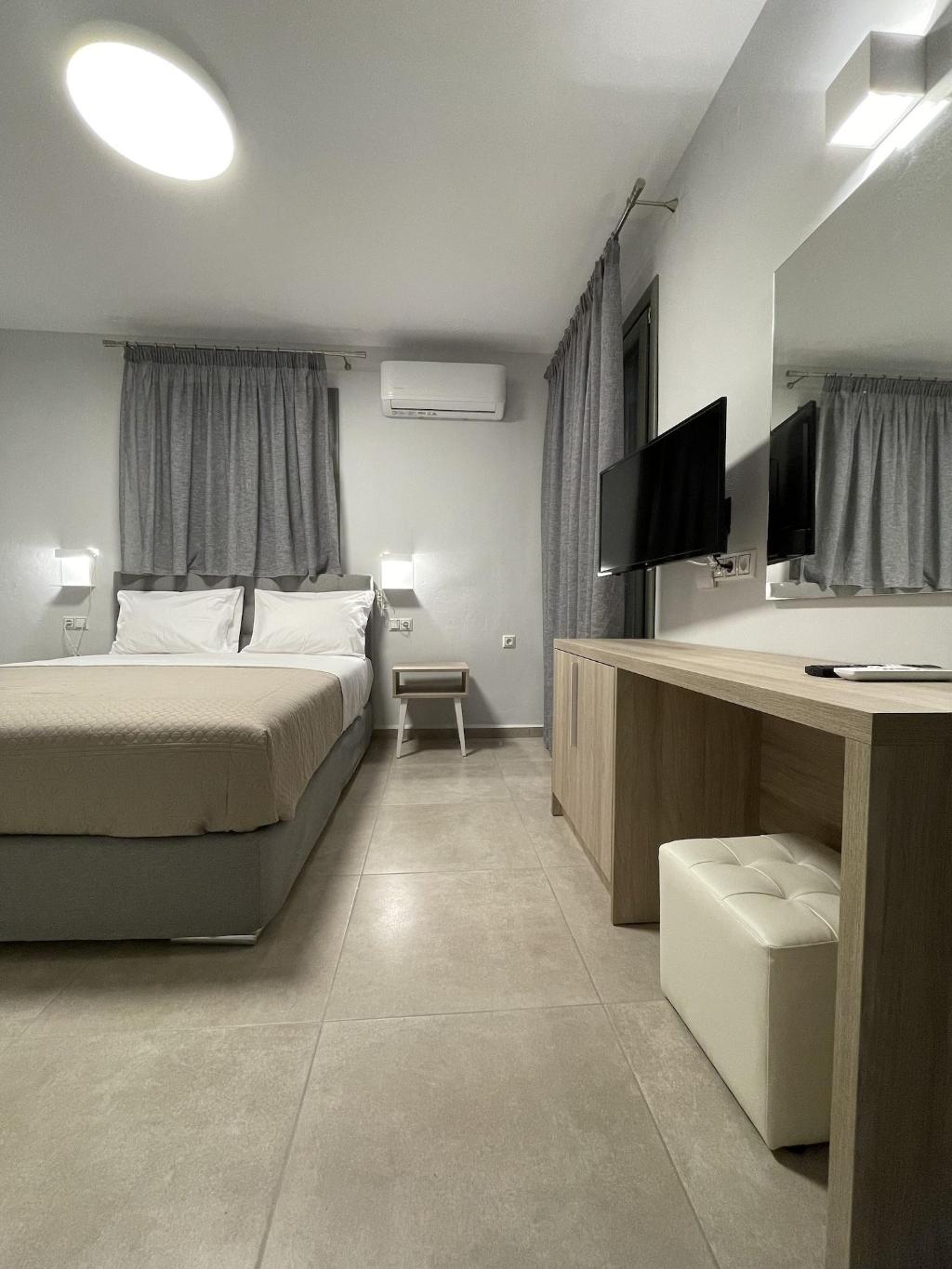 Anax Apartments