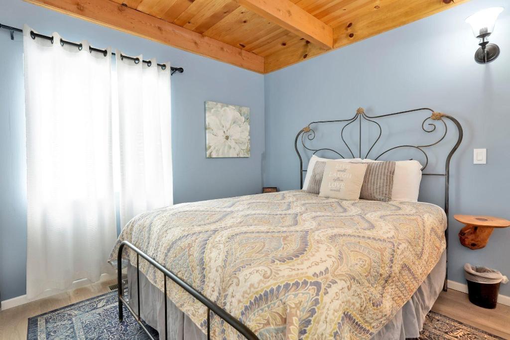 Blue Bear Chalet 2045