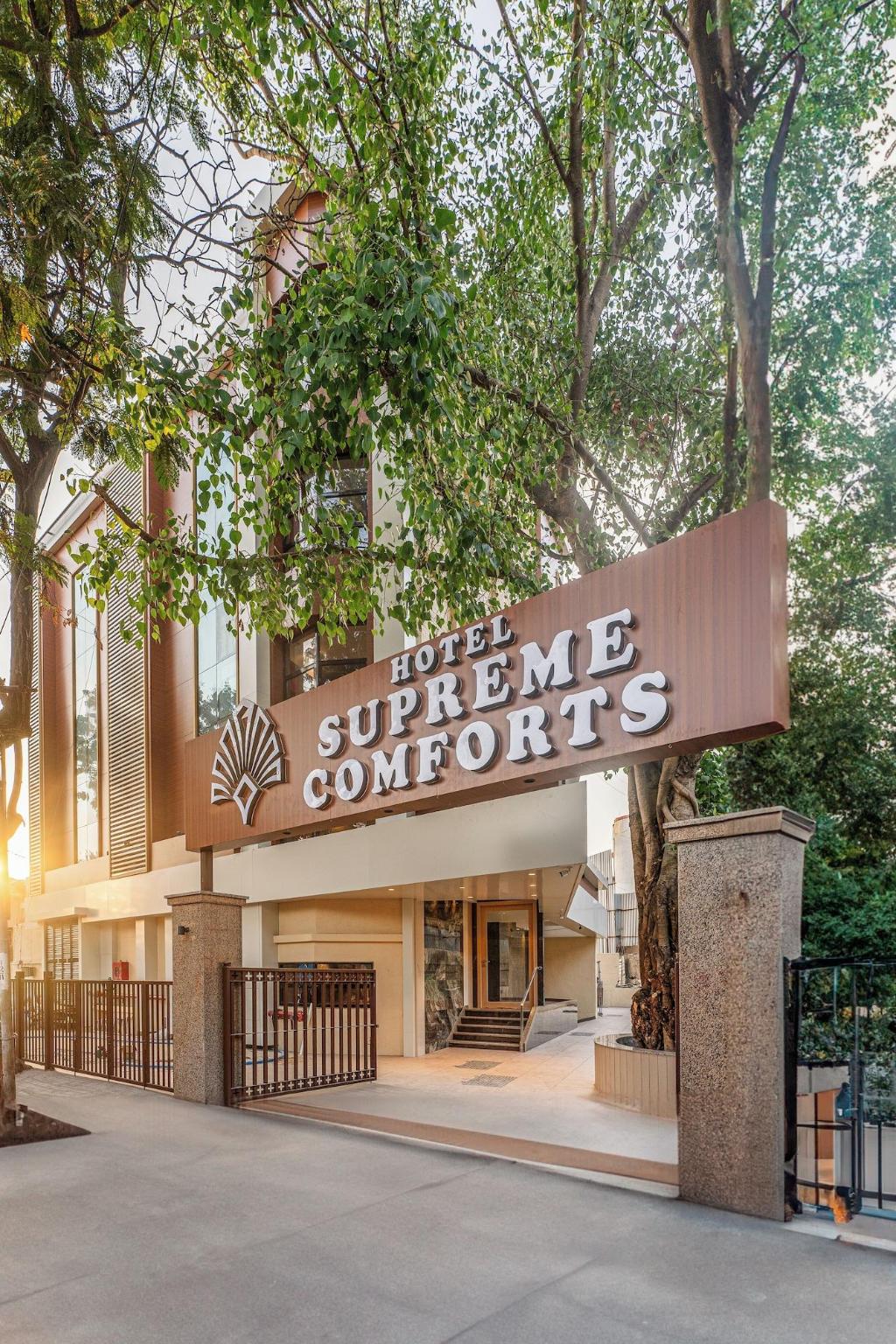 Hotel Supreme Comforts Mumbai Airport, Mumbai